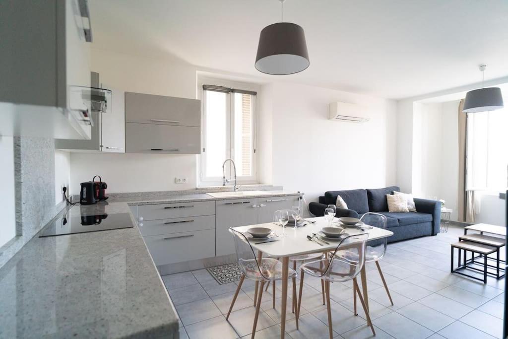 Appartement T4 Vue Mer Proche Gare Et Centre Ville Ajaccio  Exterior foto